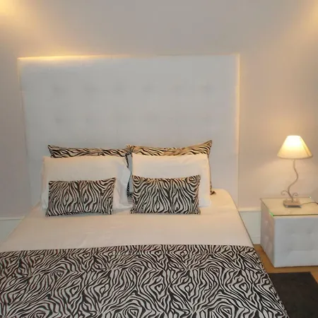 Market Place Apartment *