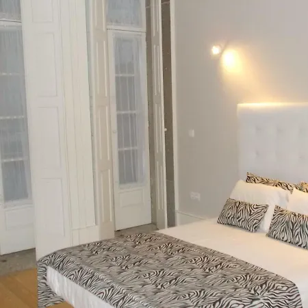 Market Place Apartment *